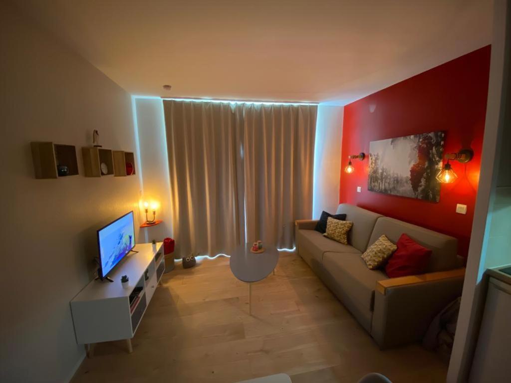 Appartement Au Calme Face Au Lac Marciac Luaran gambar