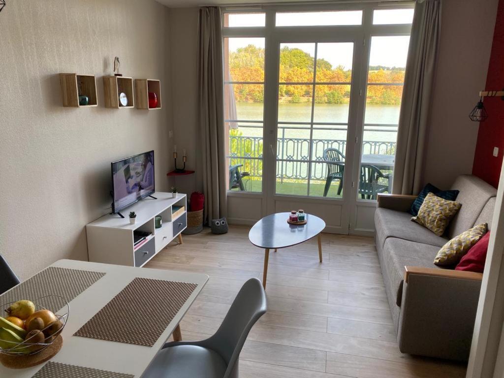 Appartement Au Calme Face Au Lac Marciac Luaran gambar