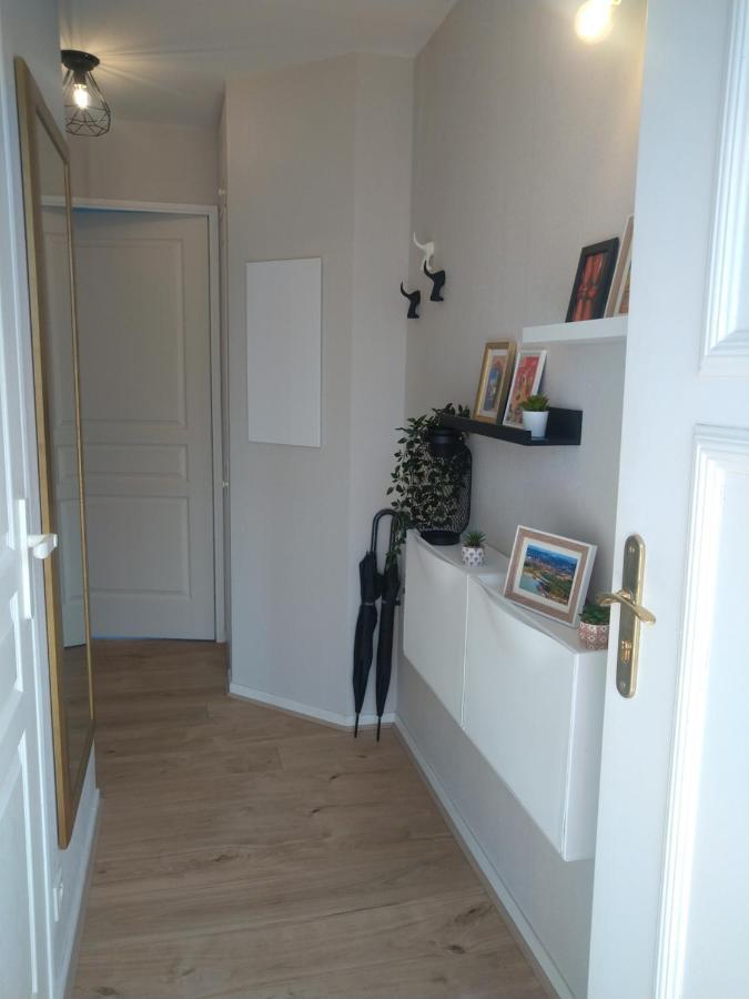 Appartement Au Calme Face Au Lac Marciac Luaran gambar